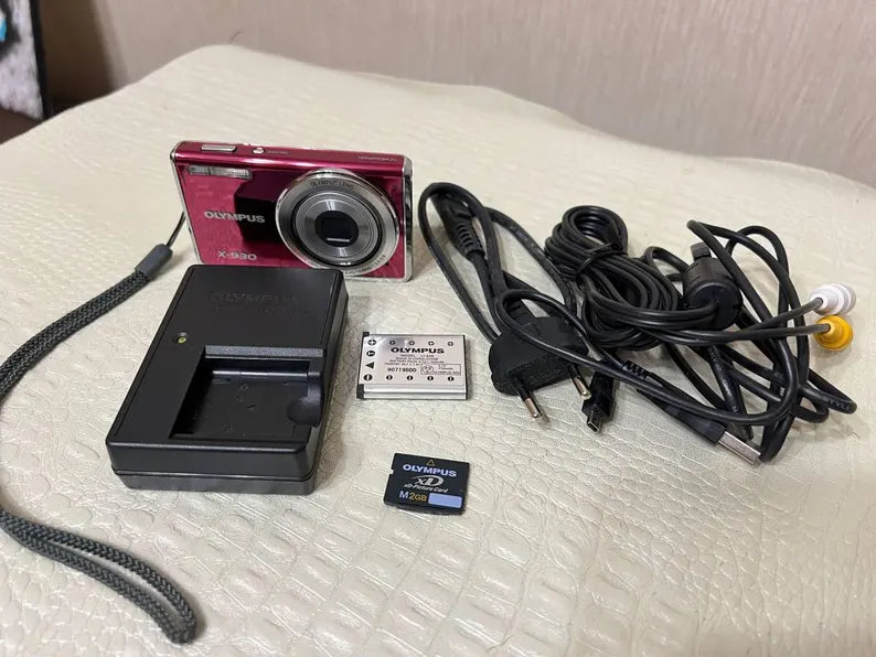 Olympus X-930 12mp pink With XD Card, Battery, Charger Tested Working