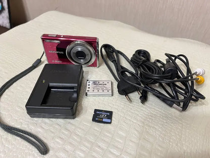 Olympus X-930 12mp pink With XD Card, Battery, Charger Tested Working