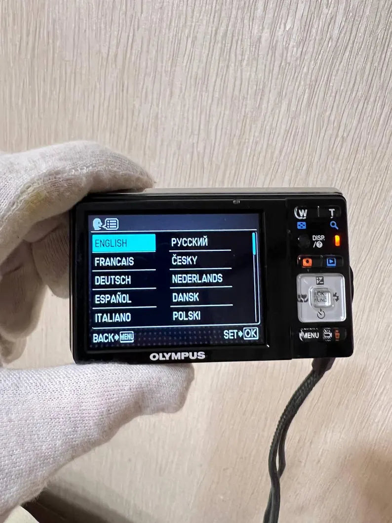 Olympus X-930 12mp pink With XD Card, Battery, Charger Tested Working