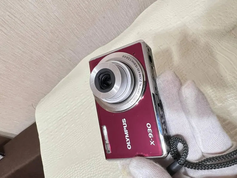 Olympus X-930 12mp pink With XD Card, Battery, Charger Tested Working