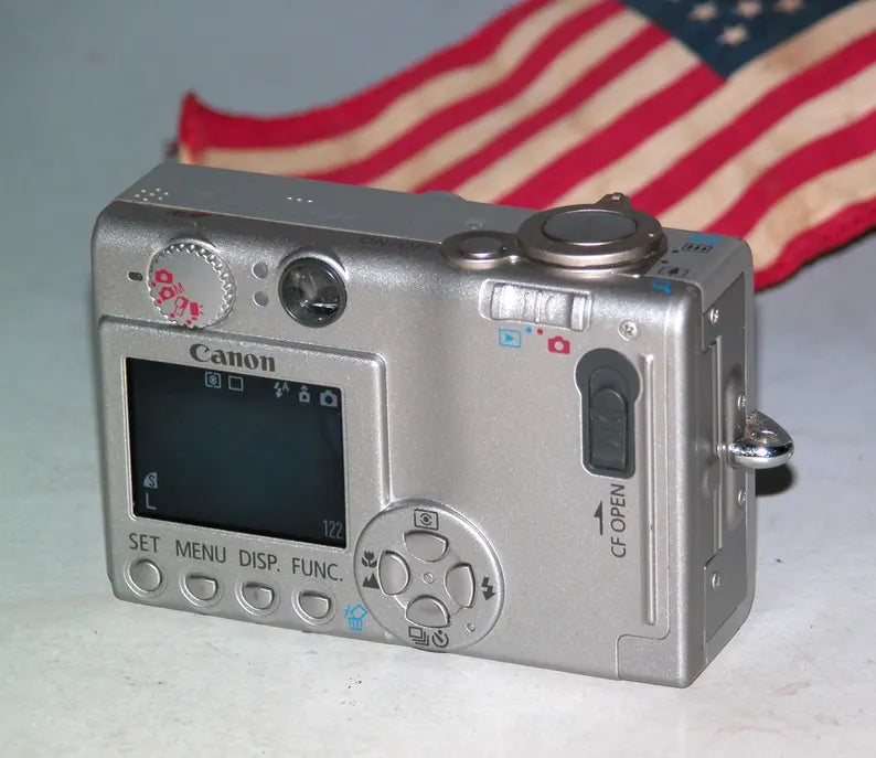 For Parts - Canon PowerShot S400 4MP Digital ELPH Camera - CCD Sensor Issue (Read) #6748