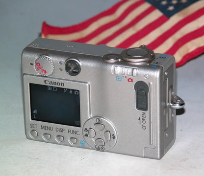 For Parts - Canon PowerShot S400 4MP Digital ELPH Camera - CCD Sensor Issue (Read) #6748