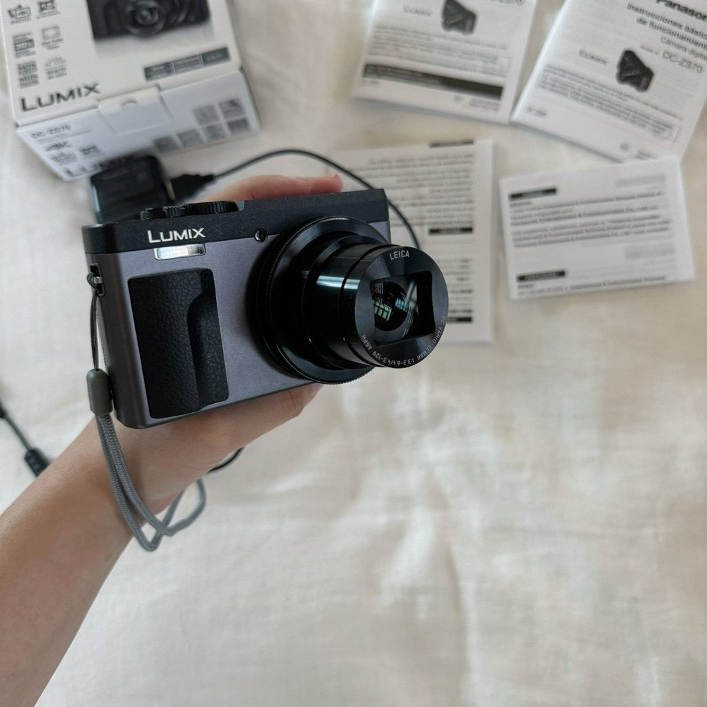 Panasonic Lumix DC-ZS70 4K Digital Camera (Silver) 📷