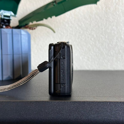 Nikon COOLPIX S6900 16MP Compact Digital Camera (Black) with Flip Screen and Wi-Fi 🍥 🎀📷