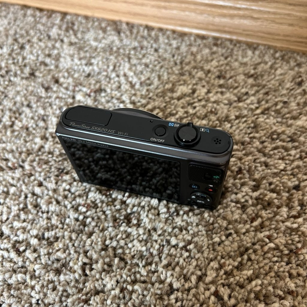 Used Panasonic Lumix DMC-ZS50 Digital Camera (Silver) | 12.1MP 📸✨