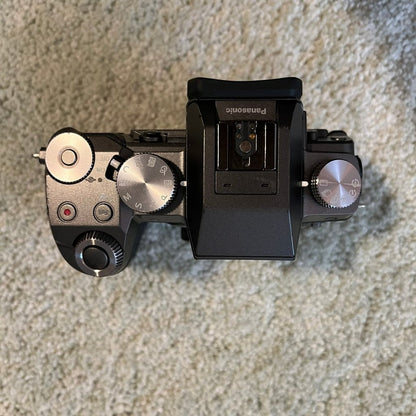 Nikon COOLPIX S6900 16MP Compact Digital Camera (Black) with Flip Screen and Wi-Fi 🍥 🎀📷