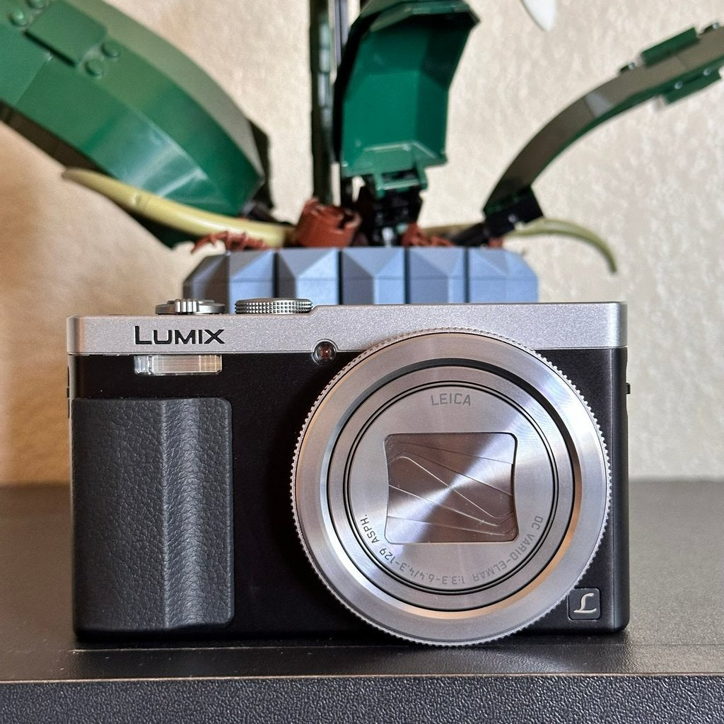 Used Panasonic Lumix DMC-ZS50 Digital Camera (Silver) | 12.1MP 📸✨