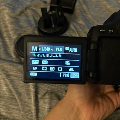 Canon EOS Rebel T6i / 750D Digital Camera with EF-S 18-55mm IS Lens 🍥 🎀📷