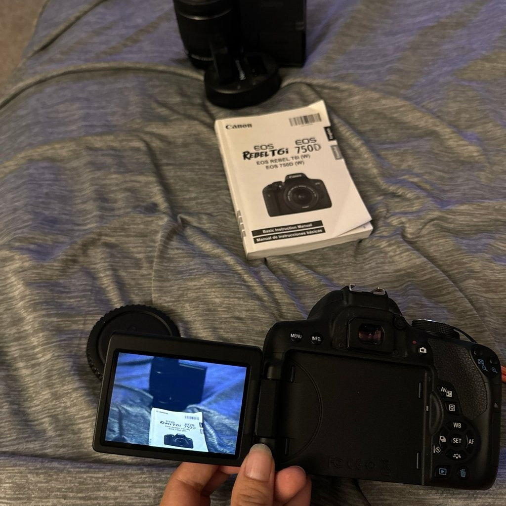 Canon EOS Rebel T6i / 750D Digital Camera with EF-S 18-55mm IS Lens 🍥 🎀📷