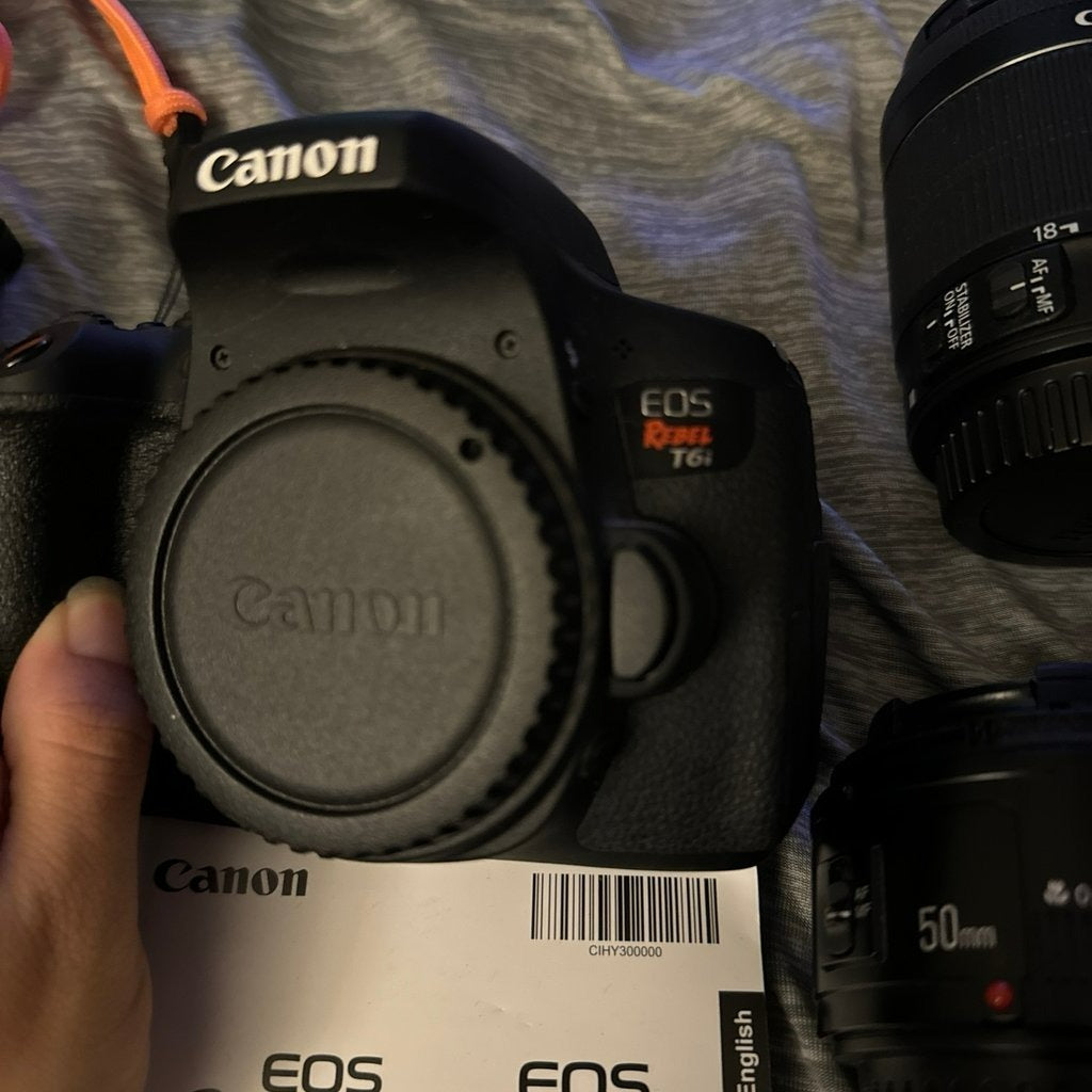 Canon EOS Rebel T6i / 750D Digital Camera with EF-S 18-55mm IS Lens 🍥 🎀📷