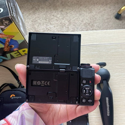 Used Canon PowerShot G7X Mark II Digital Camera Video Creator Kit Bundle 🍥🎀📷