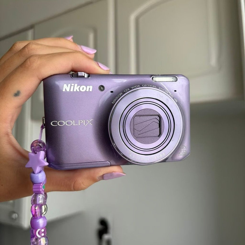 Nikon COOLPIX S6900 16MP Compact Digital Camera (Black) with Flip Screen and Wi-Fi 🍥 🎀📷