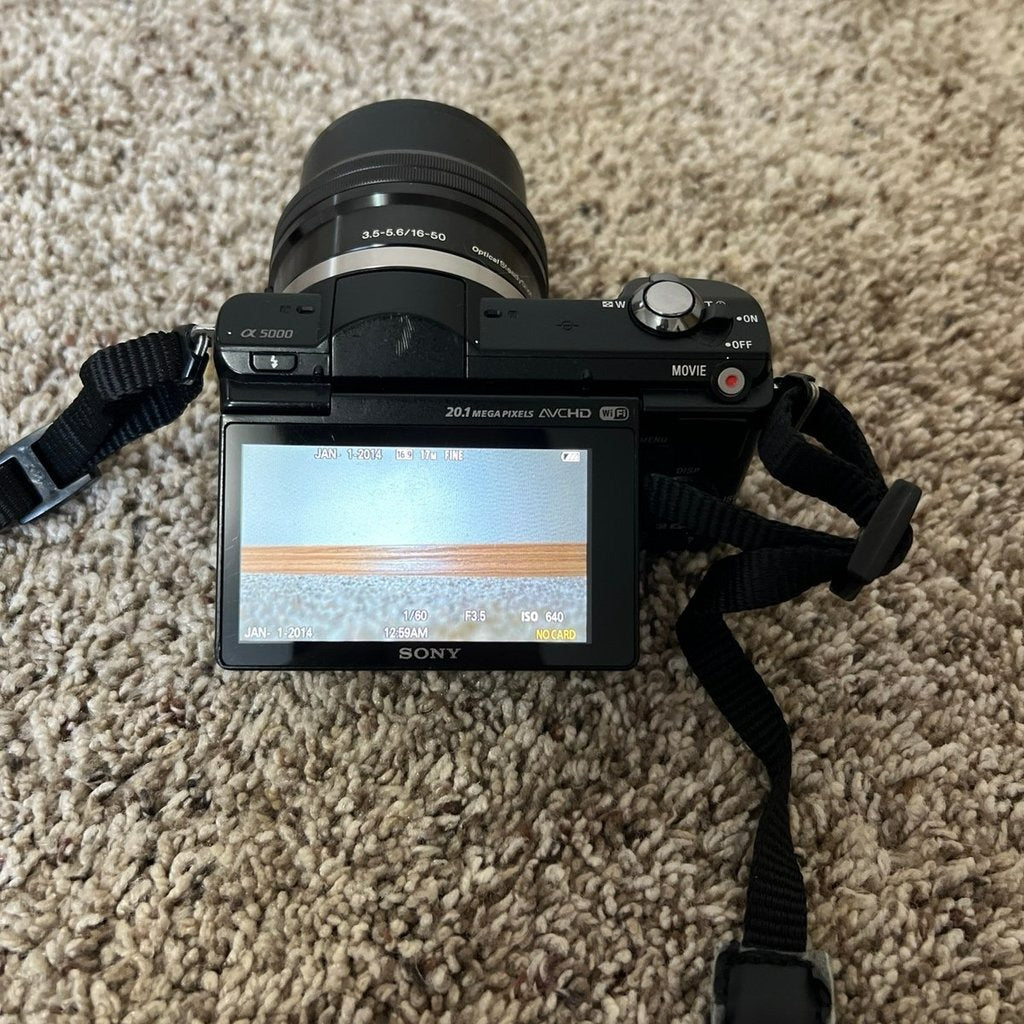 Used Sony A5000 Mirrorless Camera | 20.1MP 🍇📷