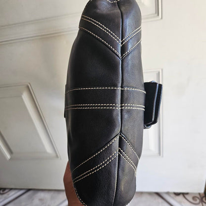 Vintage Y2K Mini Soho Black Buckle Flap Shoulder Bag Purse Yy