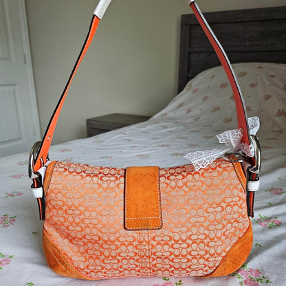 Vintage Coach Mini Soho Buckle Flap Orange Shoulder Purse rY