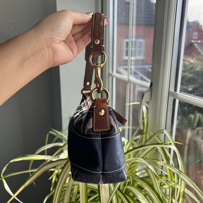 Coach Signature Denim Baguette Shoulder Bag mo