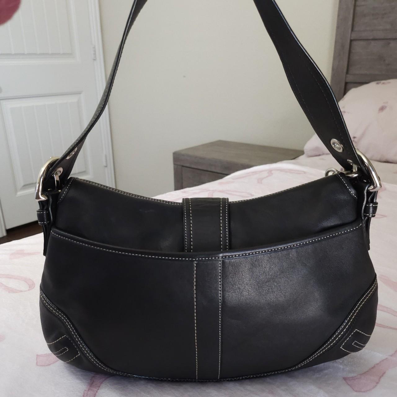 Vintage Y2K Soho Black Buckle Flap Shoulder Bag Purse xr