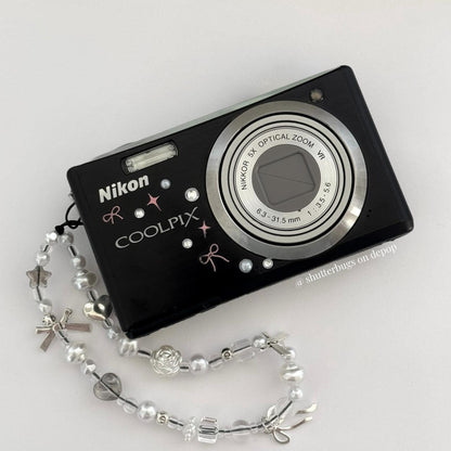 Used Nikon Coolpix S560 Digital Camera