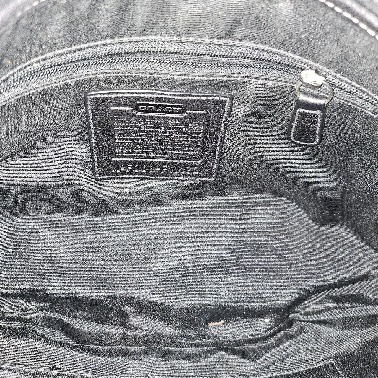 Vintage Y2K Soho Black Buckle Flap Shoulder Bag Purse xr