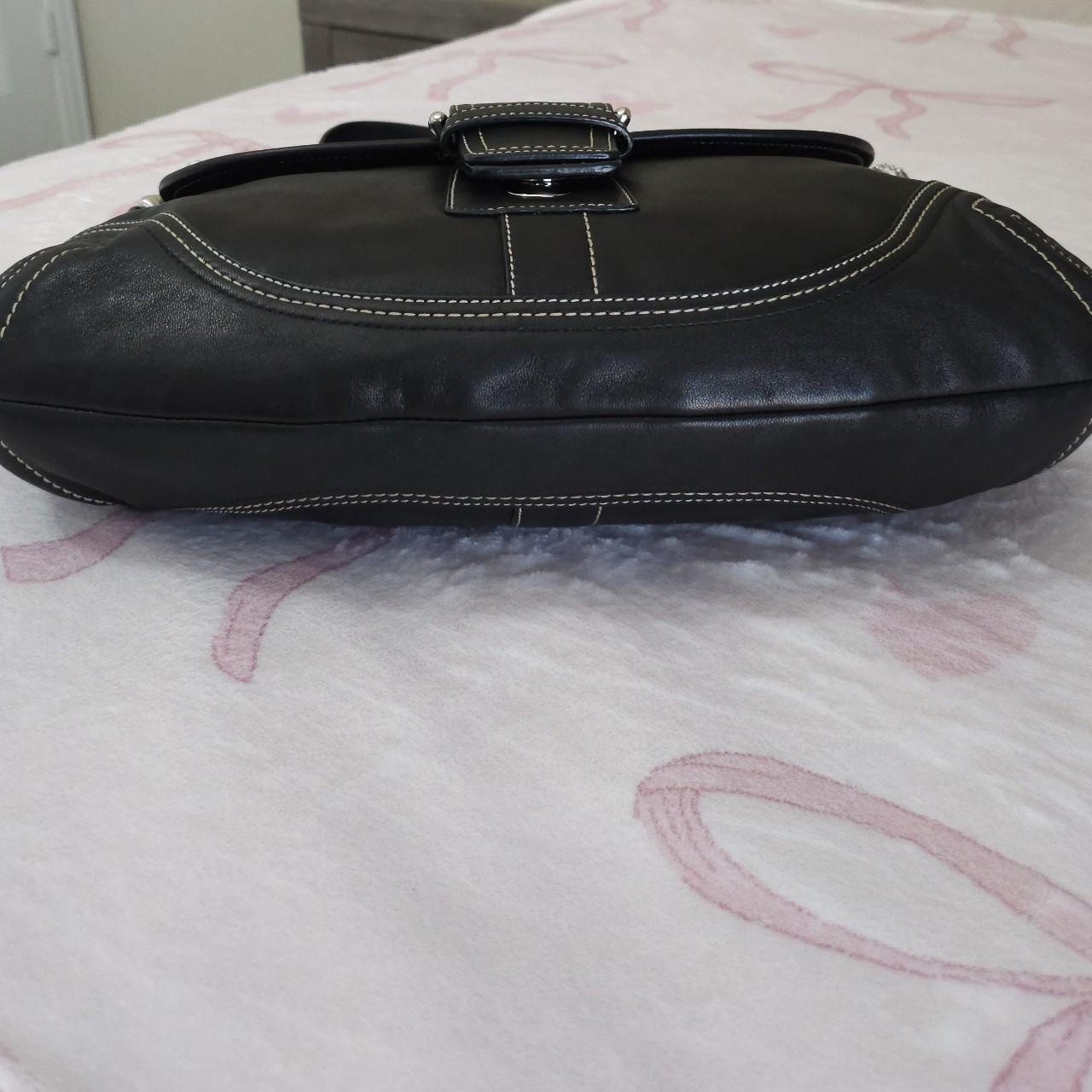 Vintage Y2K Soho Black Buckle Flap Shoulder Bag Purse xr