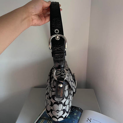 Coach Signature Buckle Shoulder Bag Black Grey Silver hO