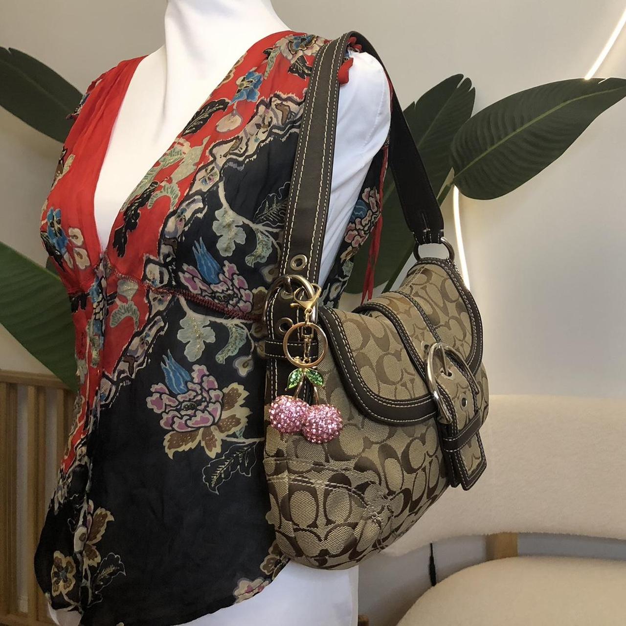 Coach Y2K Vintage Soho Flap 2006 🍒✨💕 sB