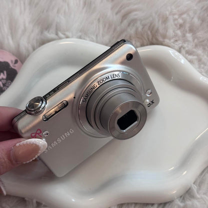 Used Samsung St65 digital camera | 14.2MP