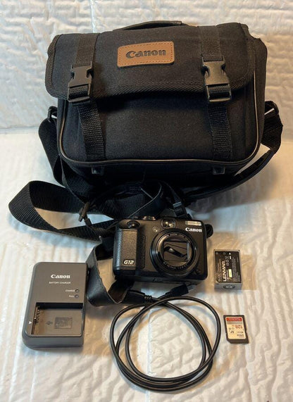 Canon PowerShot G12 10.0MP Digital Camera - Black Bundle. *Lens Error - As/Is