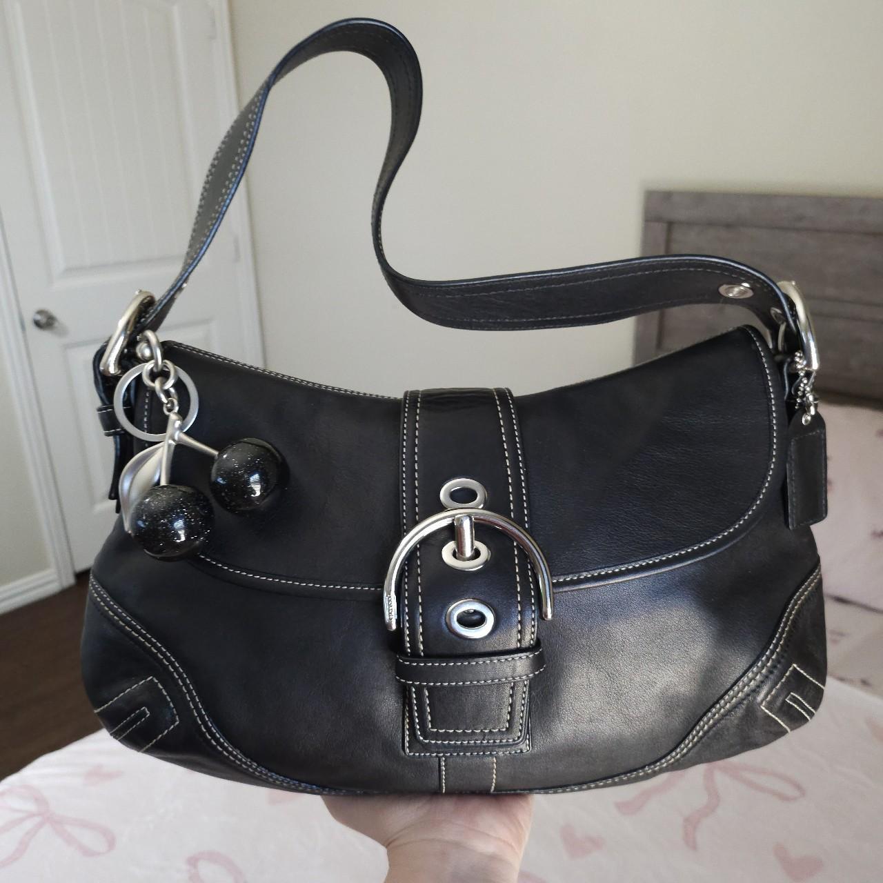 Vintage Y2K Soho Black Buckle Flap Shoulder Bag Purse xr