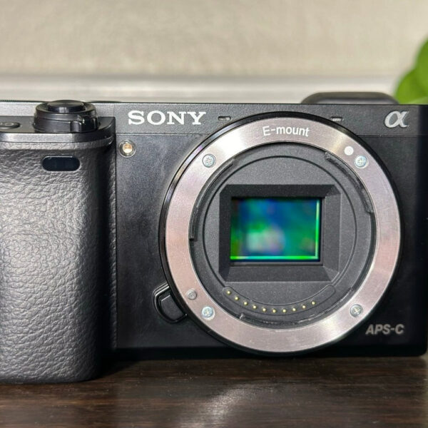 Sony Alpha A6000 E Mount Camera Kit Bundle Bi - Image 4