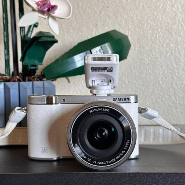 Samsung Nx3000 Mirrorless Digital Camera With 16 50Mm - Image 4
