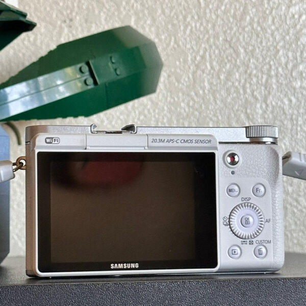Samsung Nx3000 Mirrorless Digital Camera With 16 50Mm - Image 2