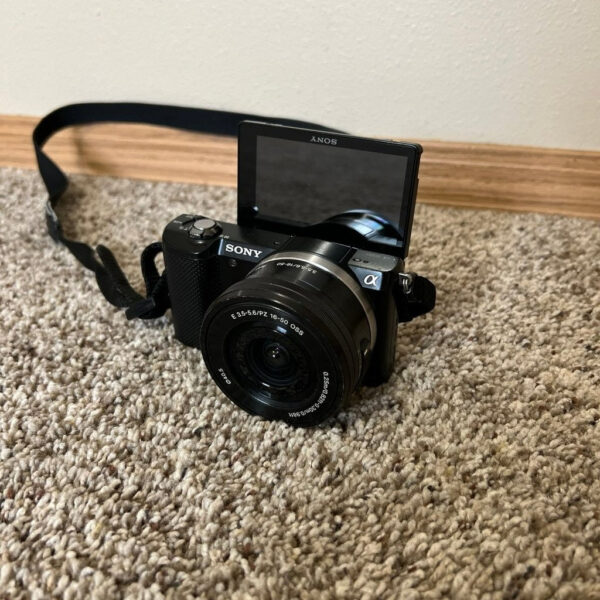 Camera Sony A5000 With 16 50Mm Lens Luxe gn - Image 2