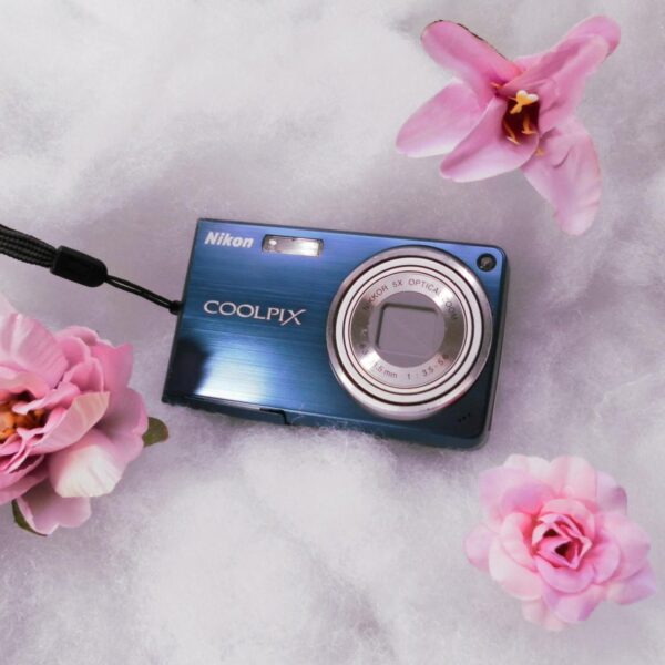 Blue Nikon Coolpix S550 Digital Camera Fb - Image 3