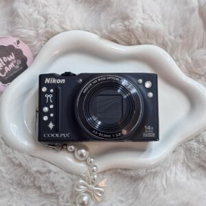 Nikon Coolpix S8200 Digital Camera 16 1Mp Fo