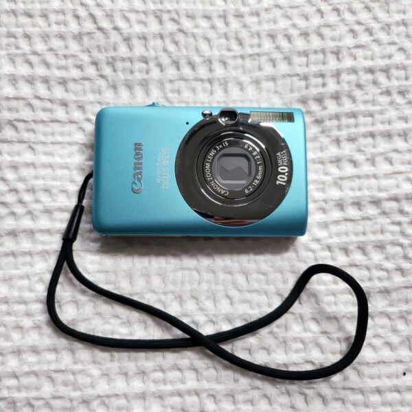 Blue Canon Ixus 95 Is Digital Camera Rare - Image 2
